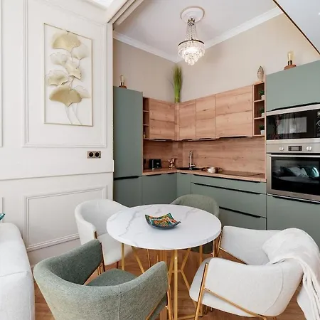 Apartment Les Ambassadeurs T2 4 Couchages, Ascenseur, Balcon Vichy