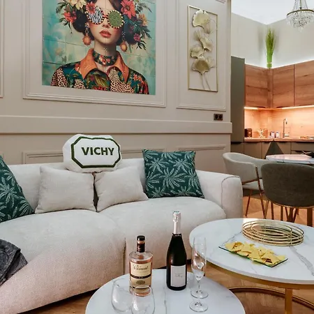 Les Ambassadeurs T2 4 Couchages, Ascenseur, Balcon Appartamento